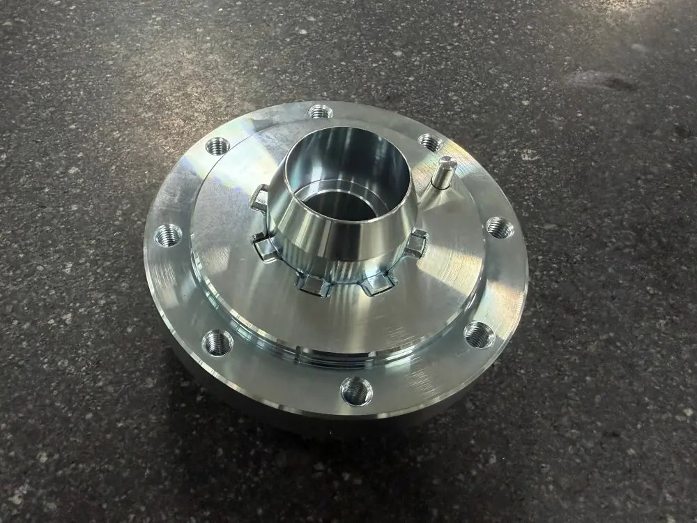 High-precision spline socket
